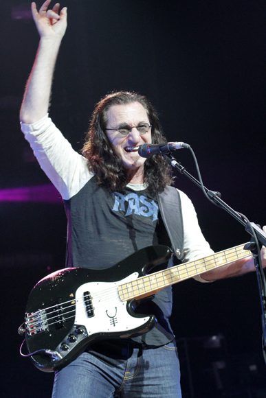 Rush’s Geddy Lee Reveals Influx Of “Inappropriate” Messages From Drummers Following Neil Peart’s Passing