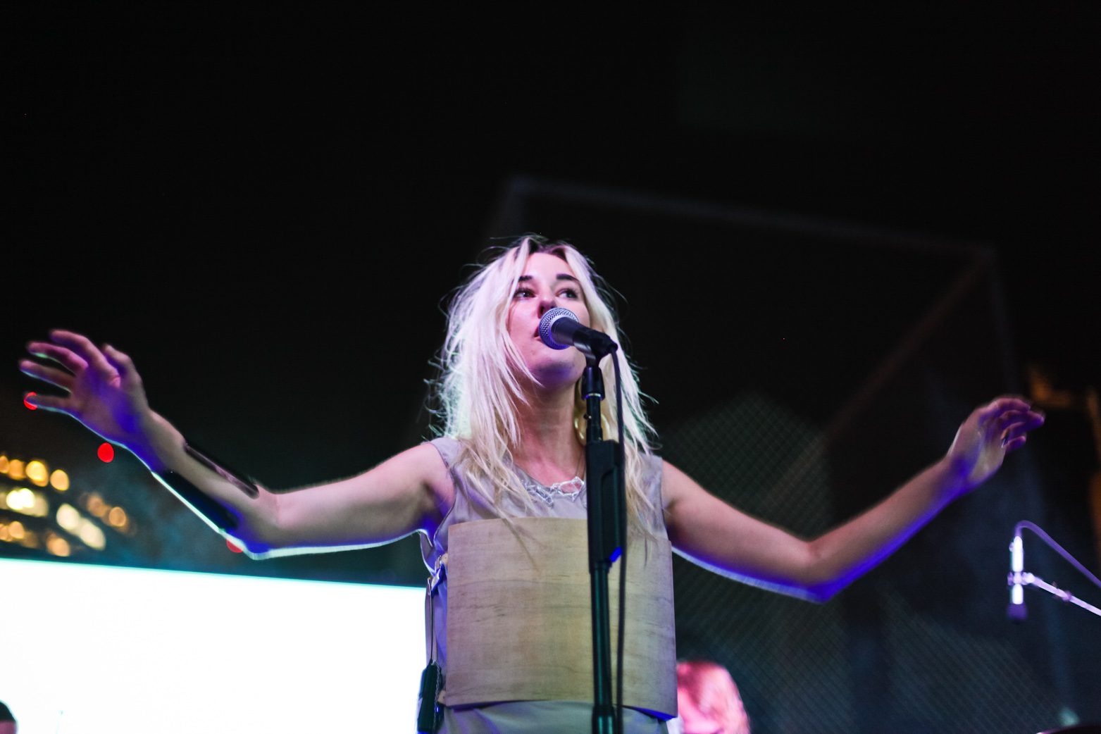 Zola Jesus Shares Emotional New Single "Lost"; Arkhon Out May 20