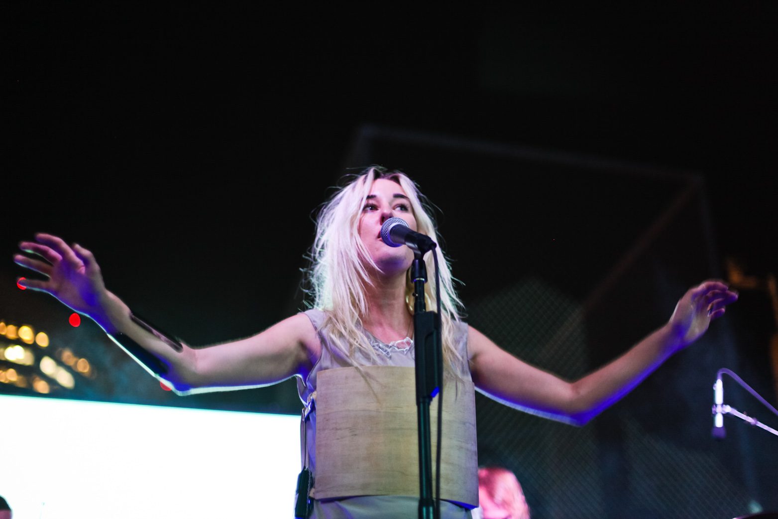 Zola Jesus Forced to Change Santa Fe Show into a DJ Set Due to Vocal Issues from a “Serious Sinus Infection”