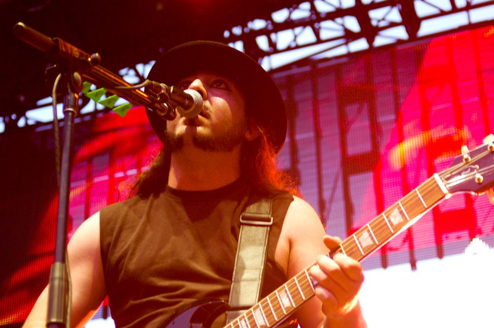 Daron Malakian to Revive Scars on Broadway for New Album with Slightly Different Name