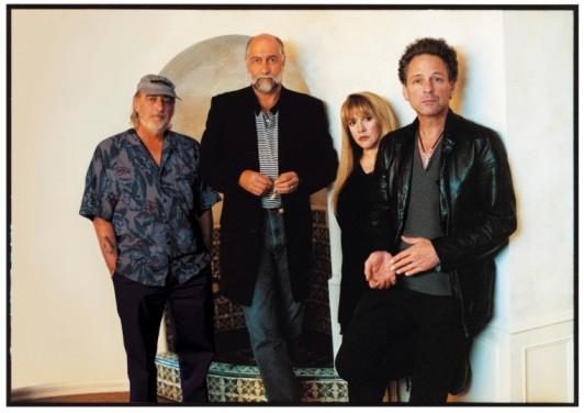Lindsey Buckingham Sues Former Band Fleetwood Mac Over His Firing