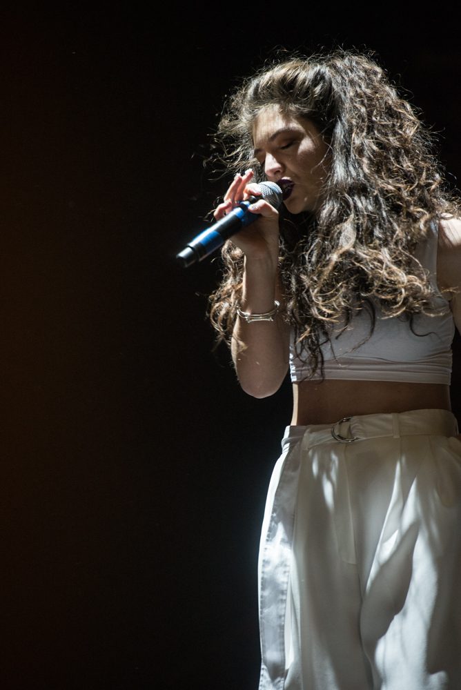 Lorde Announces Fall 2017  Tour Dates