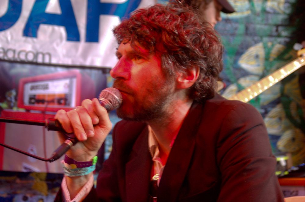 Gruff Rhys of Super Furry Animals Announces New Solo Album Pang! for September 2019 Release