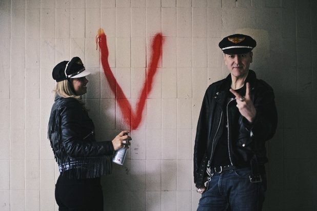 Interview: Eugene Kelly Of The Vaselines On New Tunes, Touring Across the Pond and Getting Out More