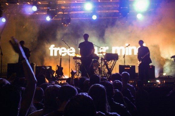 cut-copy-1