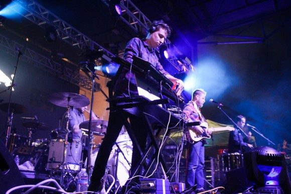 cut-copy-7