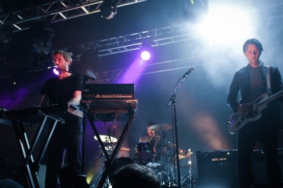 cut-copy-9