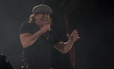 Brian Johnson Joins Foo Fighters on Stage for "Back in Black"
