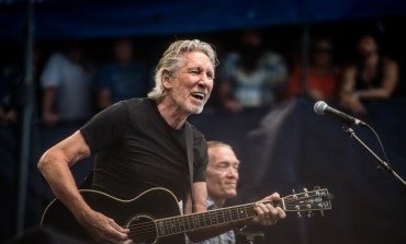 Roger Waters Claims He’s on Ukrainian ‘Kill List’