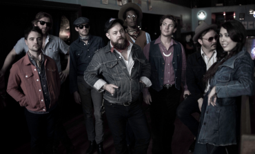 LISTEN: Nathaniel Rateliff And The Night Sweats Release New Song “Look It Here”