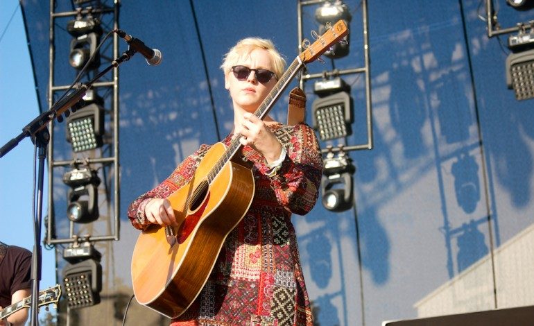 Laura Marling Teases the Return of Lump