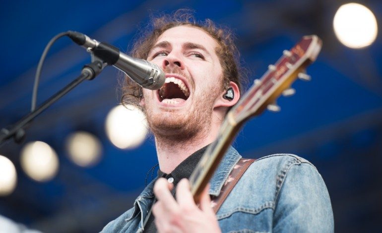 Hozier Debuts Unreleased Song “Nobody’s Soldier” Live at Lollapalooza 2024