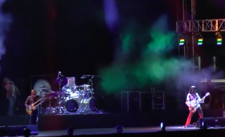 WATCH: Tool Covers Led Zeppelin’s “No Quarter”