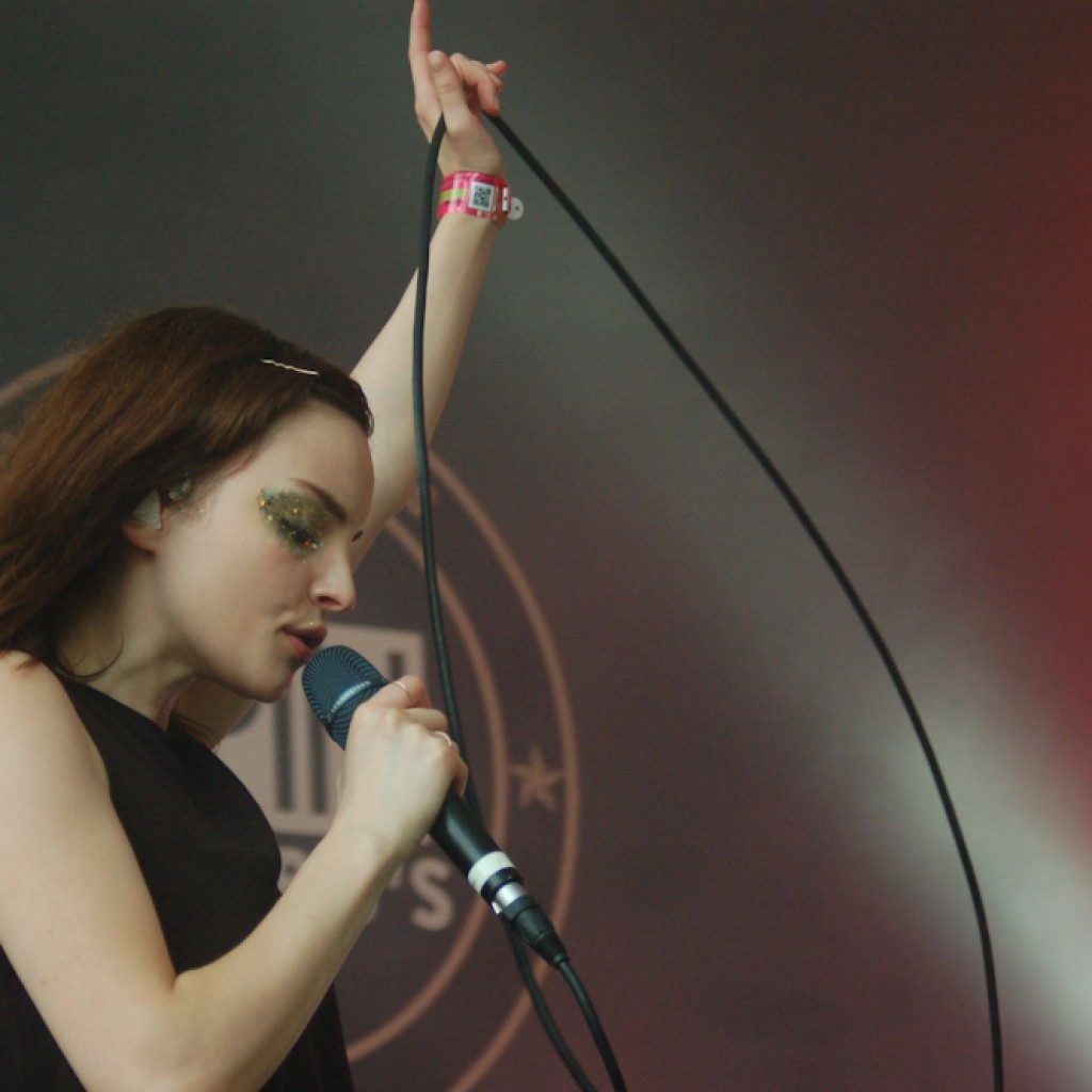 Chvrches Releases Futuristic New Video For Feminist Anthem He Said She Said Mxdwn Music