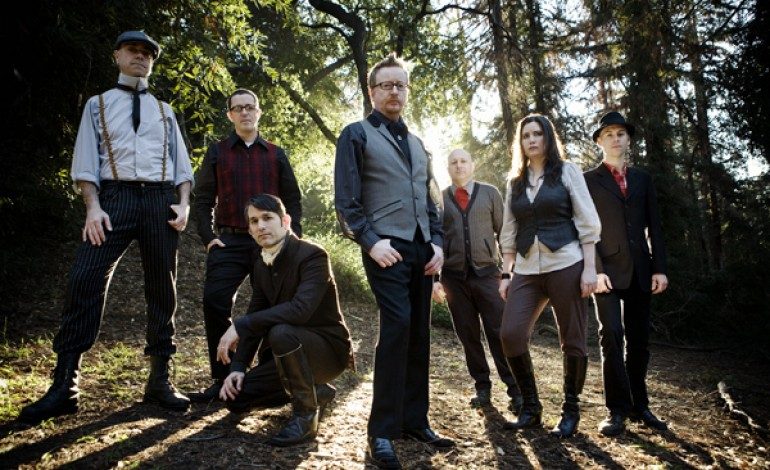 Flogging Molly Announces Summer 2016 Tour Dates With Frank Turner