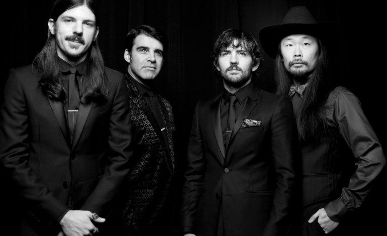 LISTEN: The Avett Brothers Release New Song “Ain’t No Man”