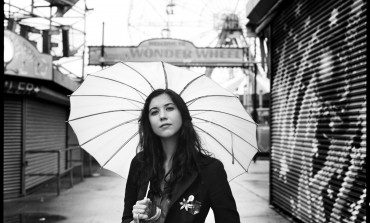Lisa Hannigan & s t a r g a z e Release New Song "Bookmarks" and Announce New Album Live in Dublin for May 2019 Release