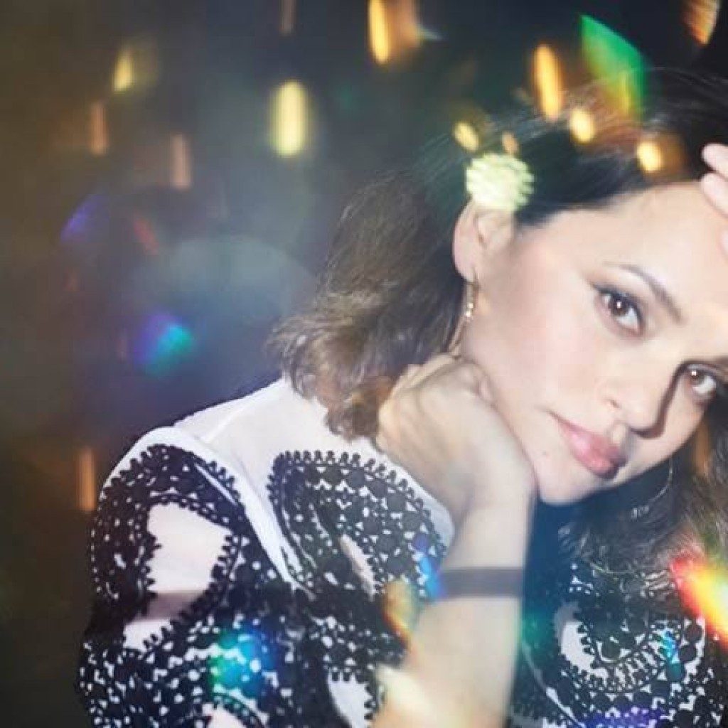 Norah Jones Announces New Album Day Breaks For October 2016