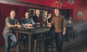 The Infamous Stringdusters Announce New Album Toward the Fray For February 2022 Release