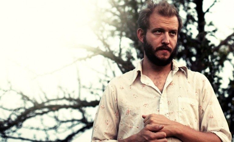 Bon Iver & Ethan Gruska Share Intricate New Track “So Unimportant”