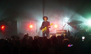Beck Announces Tour Dates For Summer 2017