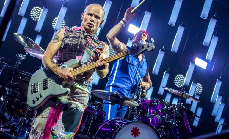 Red Hot Chili Peppers Live at the Staples Center, Los Angeles