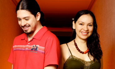 Rodrigo y Gabriela Release Powerful New Song "Terracentric"