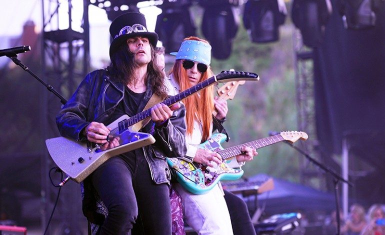 Weird Al Joins Weezer On-Stage for Accordion Solo During Cover of Toto’s “Africa”