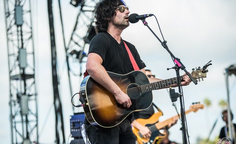 Pete Yorn Shares Catchy New Song And Video “Elizabeth Taylor”