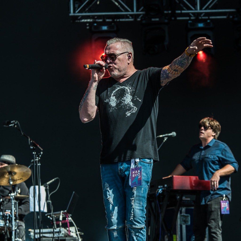 Smash Mouth Singer Steve Harwell Retiring Due to Health Issues After  Chaotic Show