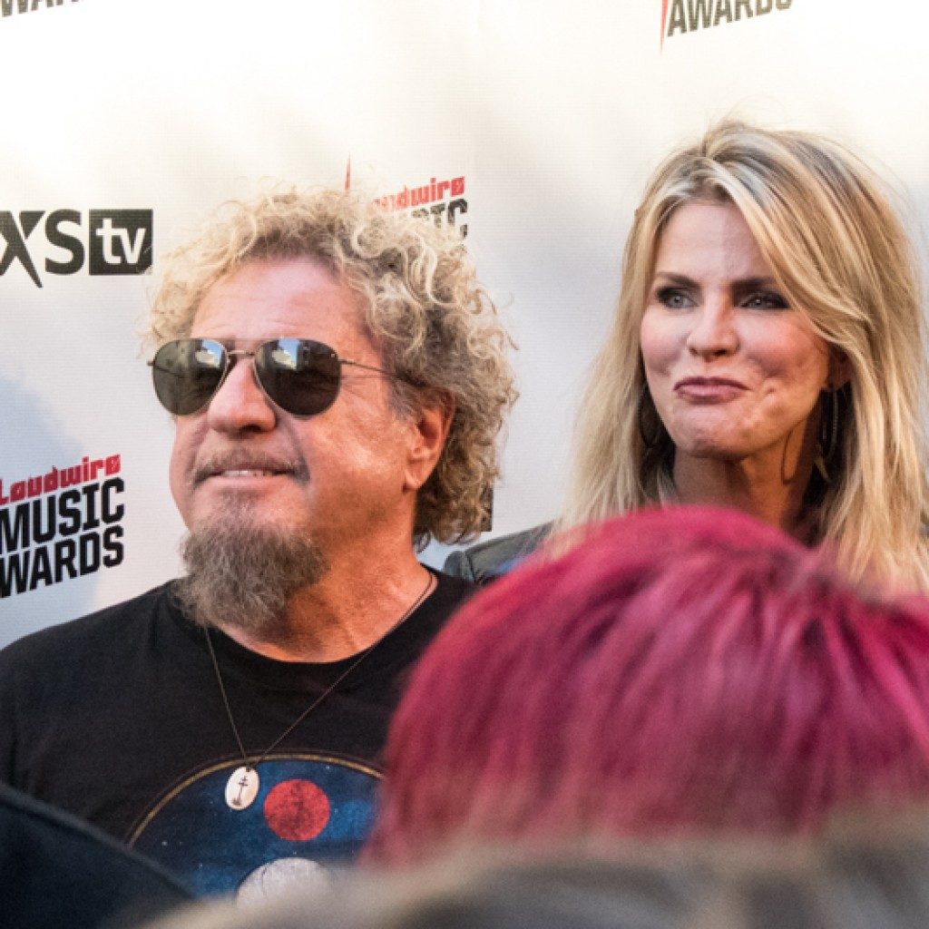 Sammy Hagar Says He S Willing To Personally Get Sick And Even Die If Necessary To Resume Touring Mxdwn Music
