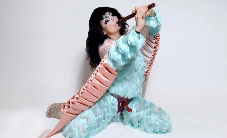 Björk Talks About Her New Album, Teases A Living Room Club Record