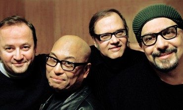 RIP: Pat DiNizio of The Smithereens Dead at 62