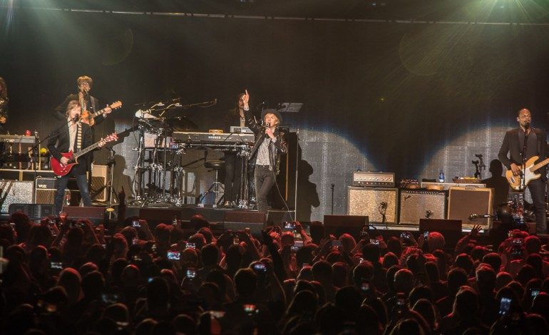 Beck Shares Cover of Neil Young’s “Old Man” Live Performance