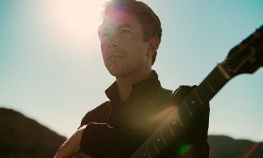 mxdwn PREMIERE: Luke Winslow-King Announces New Album Blue Mesa for May 2018 Release and Shares New Song "Leghorn Women"