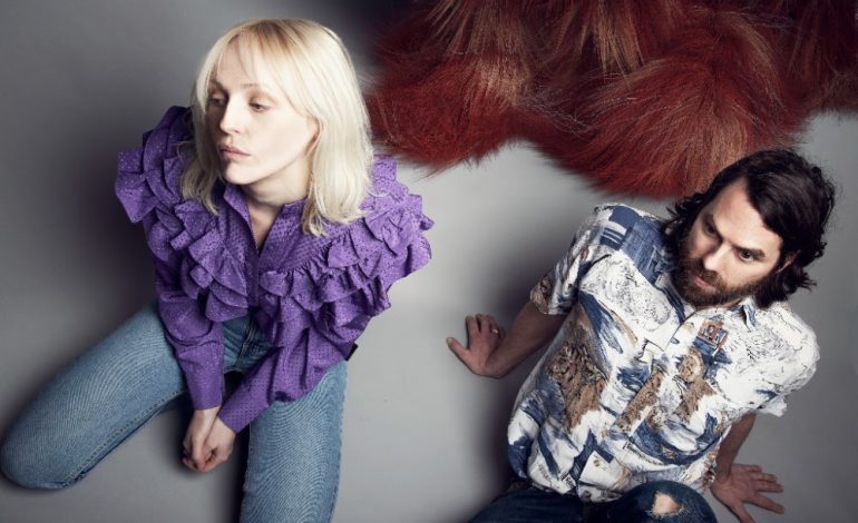 LUMP (Laura Marling and Mike Lindsay) Release Murmuring New Song “May I Be The Light”