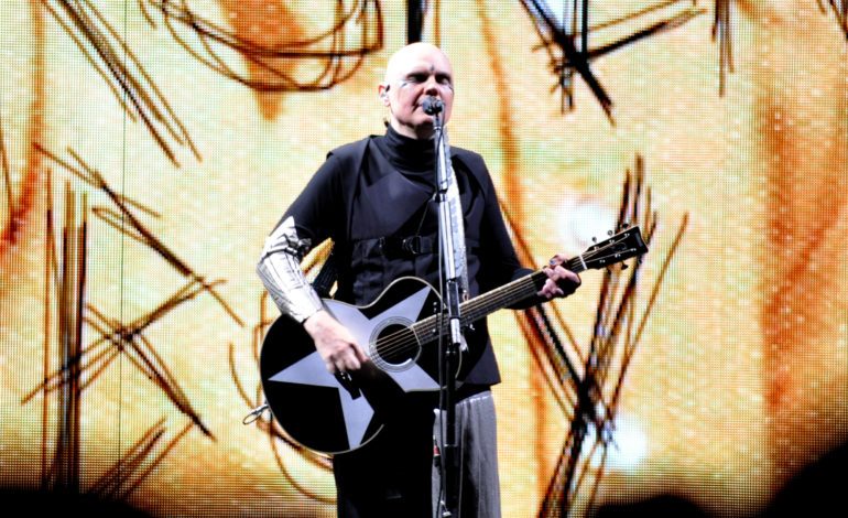 Billy Corgan Performs Rare Zwan and Smashing Pumpkins Songs Live