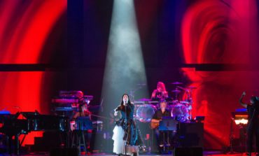 Evanescence Play “Take Cover” With Eight-Year-Old Drummer During Glasgow Performance