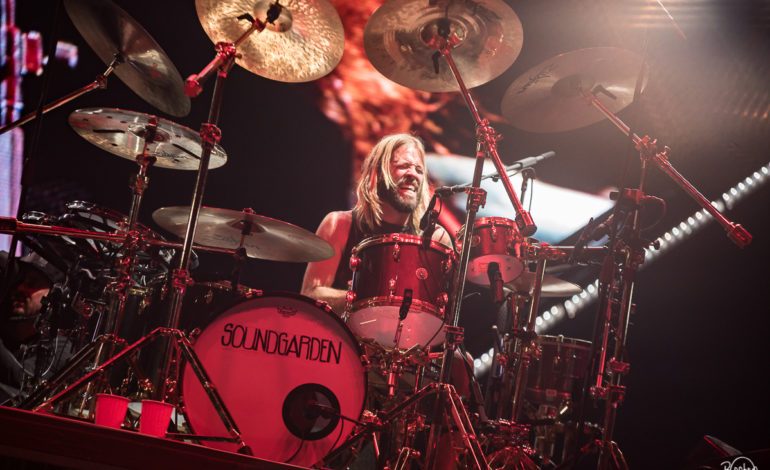 Foo Fighters Cancel Tour After Death Of Taylor Hawkins