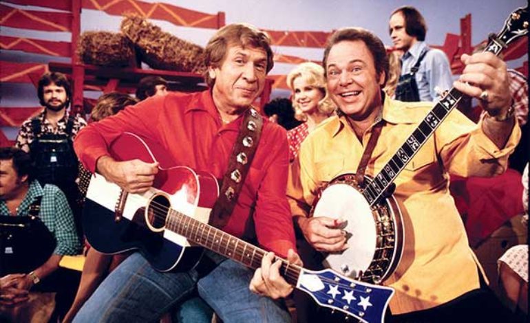 Roy Clark, Country Star and Co-Host of Hee Haw Dies at 85