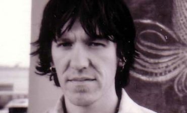 Hear Elliott Smith Perform "Some Song" From First Known Live Solo Recording Live at Umbra Penumbra