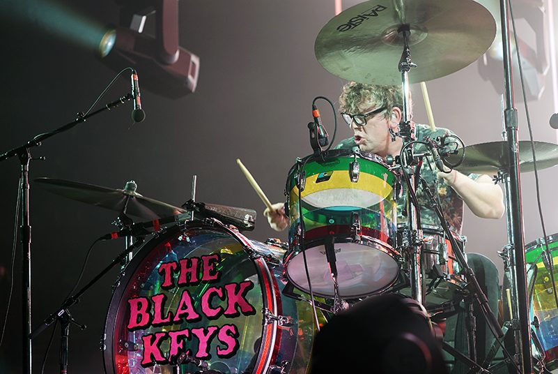 The Black Keys at the Troubadour on May 11th - mxdwn Music