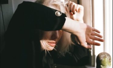 Phoebe Bridgers Performs New Song "Kyoto" From Her Bathtub For Jimmy Kimmel Live!