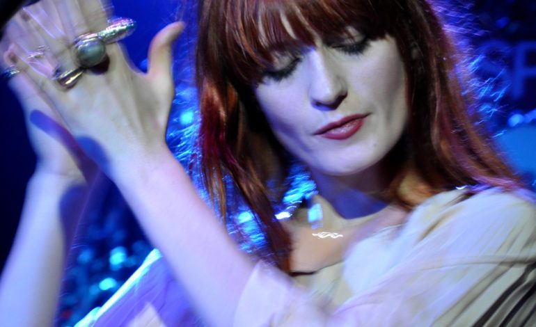 Florence Welch Covers “Margaritaville” With Jimmy Buffet