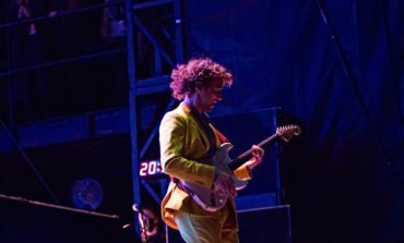 Albert Hammond Jr. Reveals Reason For Delay Of The Strokes’ New Album, Teams Up With KennyHoopla On New Single “NEW AMERICA//”