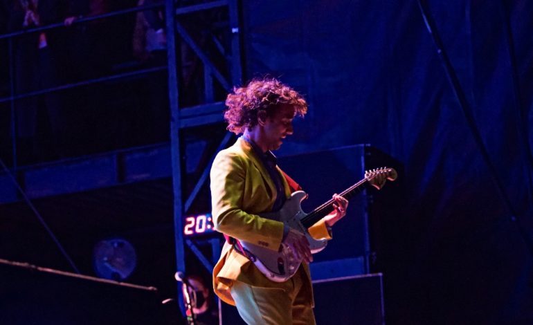 Albert Hammond Jr. Reveals Reason For Delay Of The Strokes’ New Album, Teams Up With KennyHoopla On New Single “NEW AMERICA//”