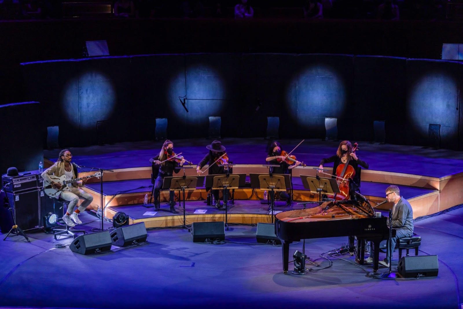 Damon Albarn Only U.S. Solo Show of 2022 at the Walt Disney Concert Hall