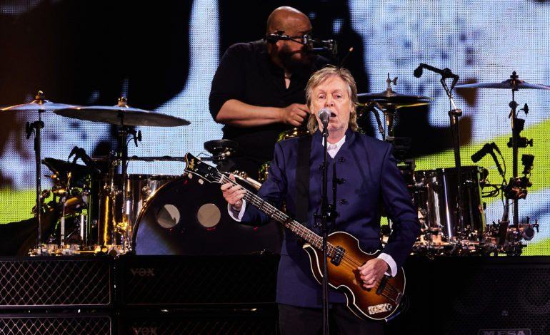 Bruce Springsteen Joins Paul McCartney For Live Performance Of “Glory Days” and “I Wanna Be Your Man”