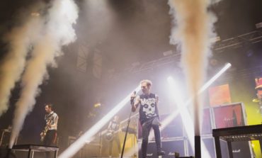 Avril Lavigne and Deryck Whibley of Sum 41 Reunite for "In Too Deep" at Warped Tour