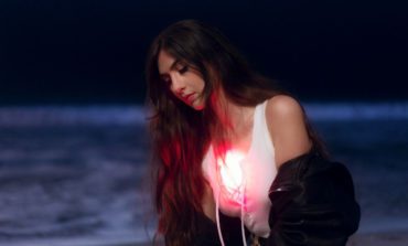 Weyes Blood Debuts Songs From Newest Album “And In The Darkness, Hearts Aglow” Live In San Diego